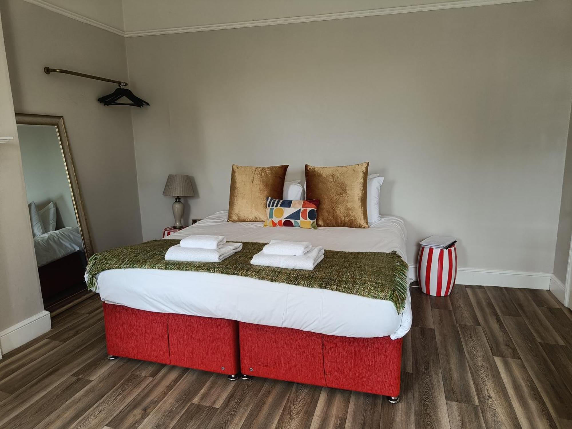 Rooms On The Prom Cheltenham Kültér fotó