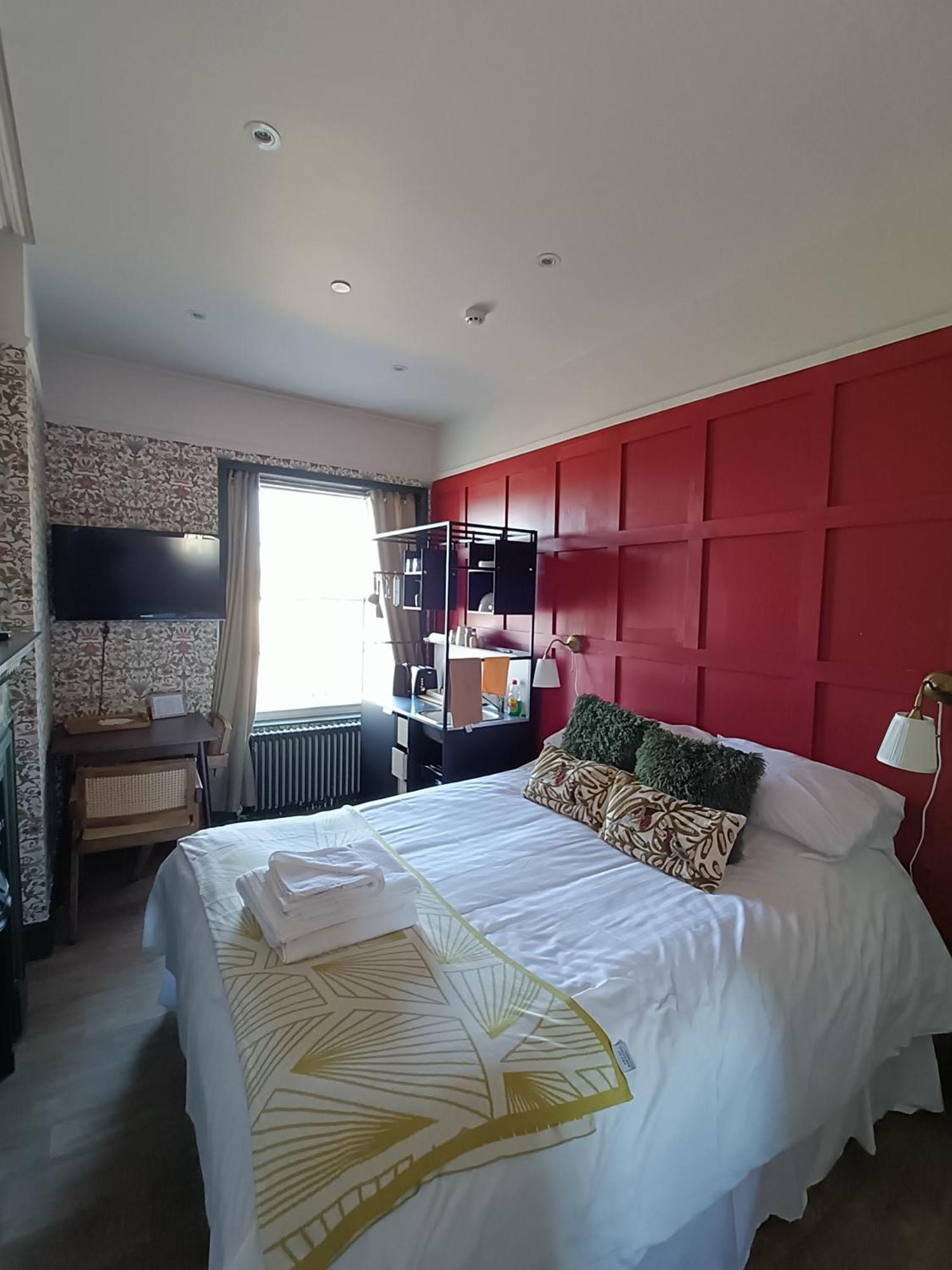 Rooms On The Prom Cheltenham Kültér fotó